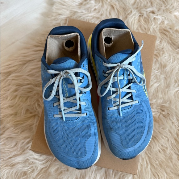 Women’s Altra Paradigm 7 Shoes - Picture 3 of 15